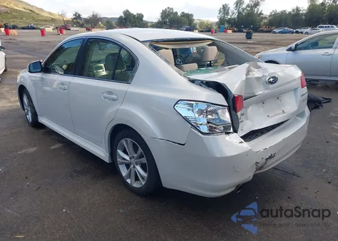 2013 Subaru Legacy 2.5I Premium z USA, uszkodzony, nr VIN 4S3BMBC63D3030509